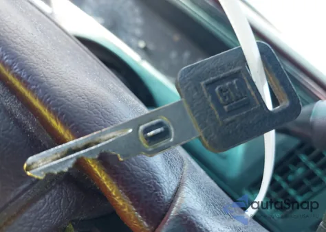 1996 Buick Lesabre Custom z USA, uszkodzony, nr VIN 1G4HP52K5TH445295